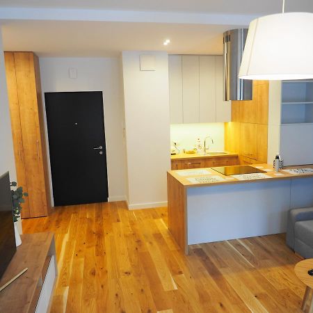 Magazynowa Airport Apartments Warszawa Exteriör bild